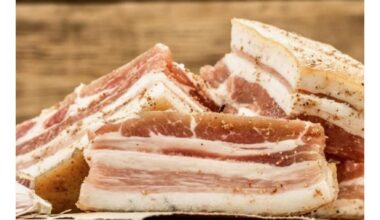 trys mitai apie salo