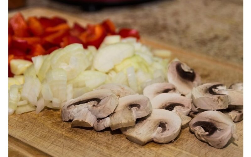 dantų krapštukas pritvirtintas peiliui padvigubina greitį