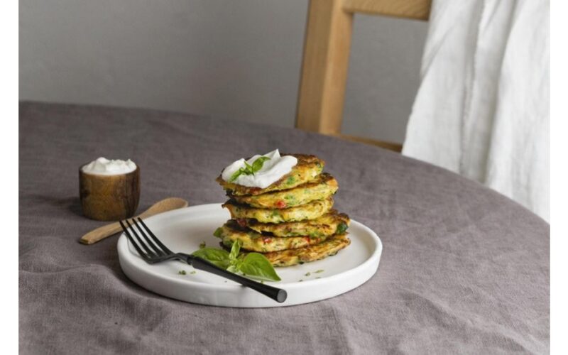 neįprastos vakarienės sūriuotos ryžių blynai