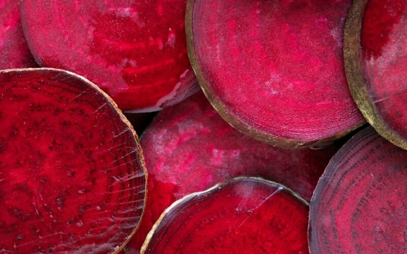 burokėlių titanas duoda gausiai