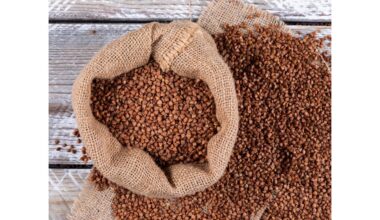 nupirko grikių kaimiškam naudojimui