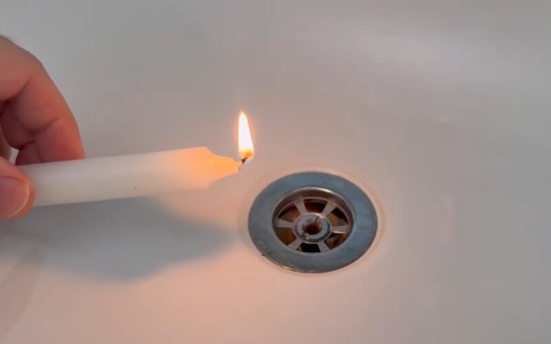 žvakė sustabdė čiaupo nuotėkį