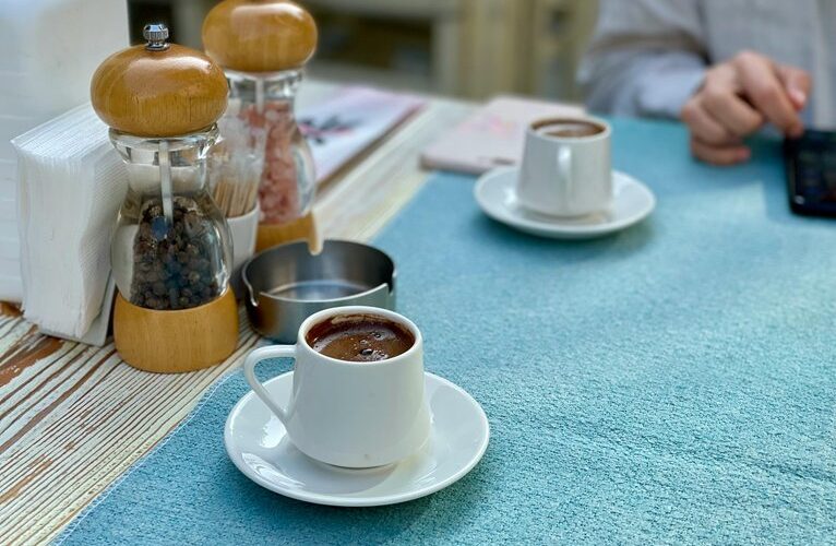 Gydytojai į kavą deda druskos