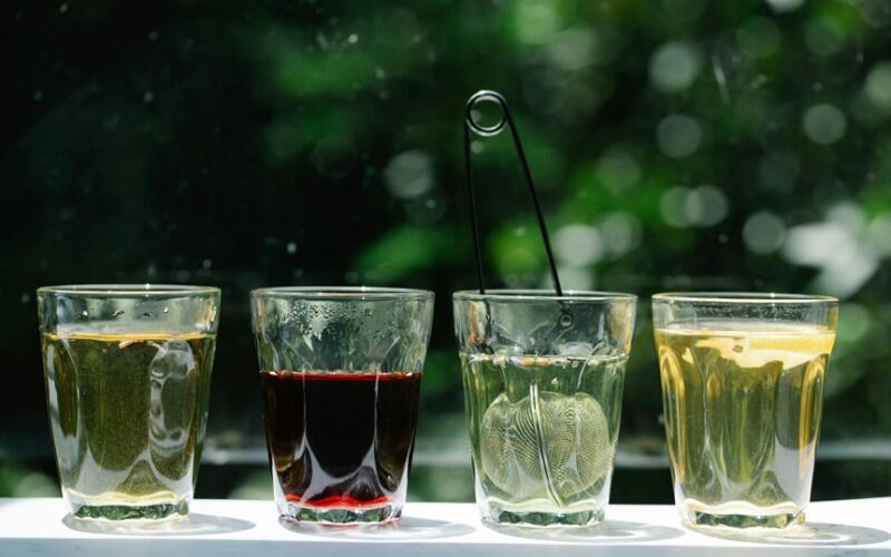 gerti pelyno arbatą kasdien