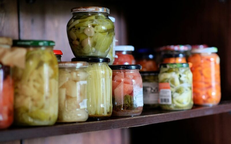 aštuonios sveikiausios konservuotos daržovės