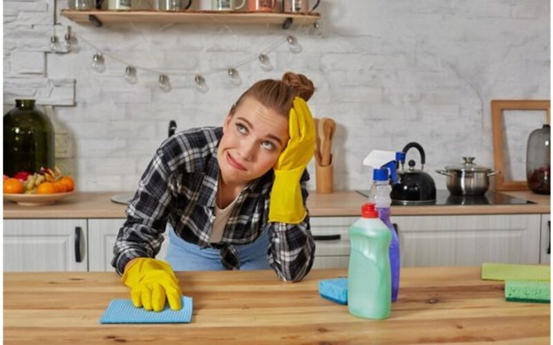 visi čia pamiršta valyti