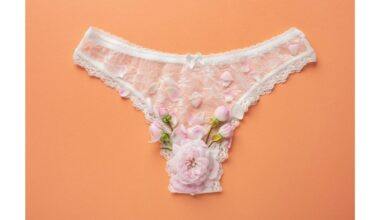 paslėptas higieninių priemonių tvirtinimo elementas