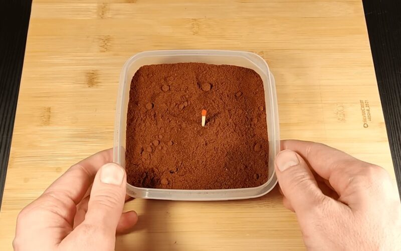 aš branginu kavos tirščius