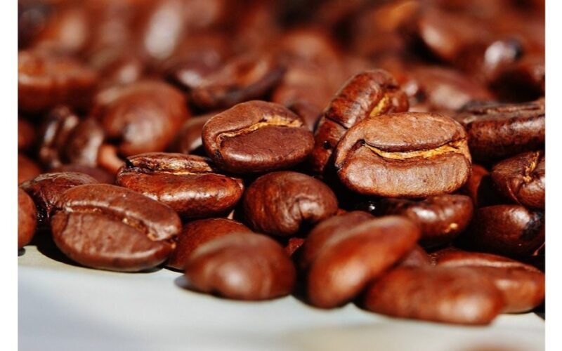 aš išpyliau kavą ant tualetinio popieriaus