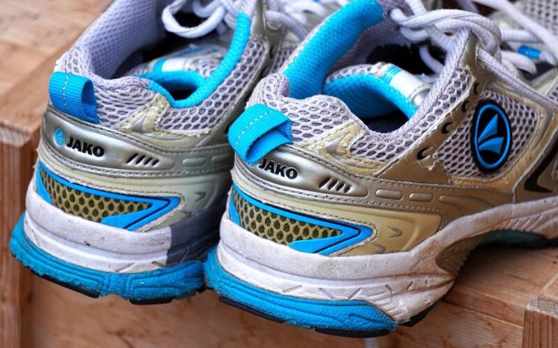 laikė dėvėtus batus trejus metus