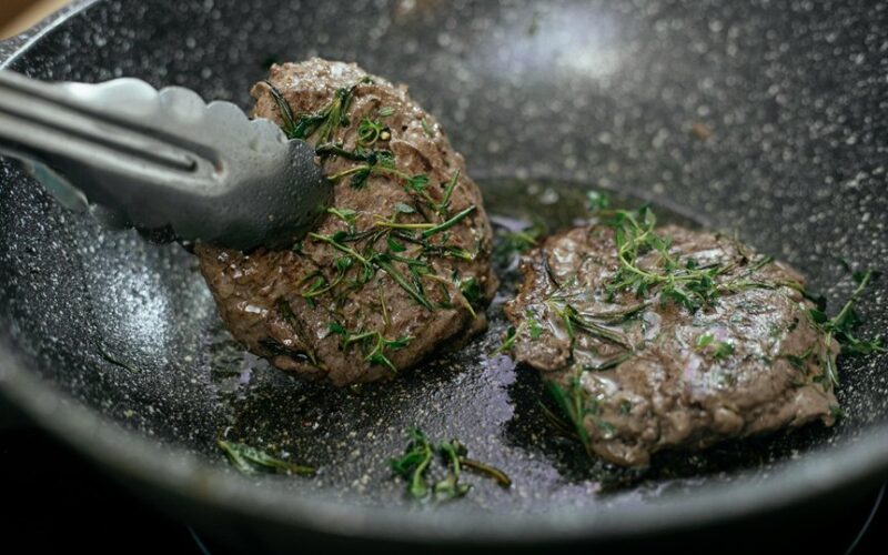 mėsa daugiau nebelips