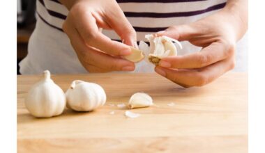 dauguma žmonių česnaką valgo neteisingai