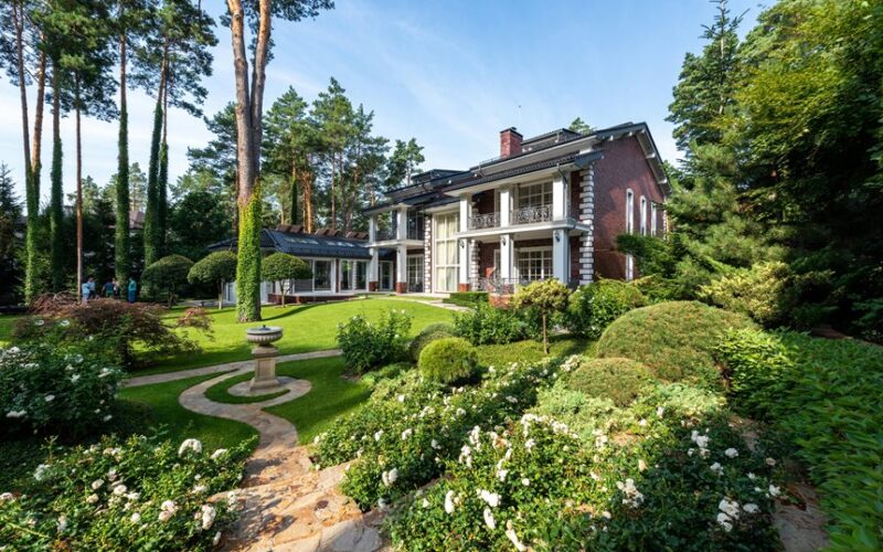 tvarkingas kiemas atrodo chaotiškas