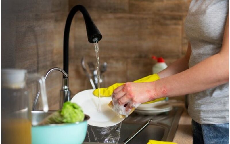 septynios įprastos indų plovimo klaidos