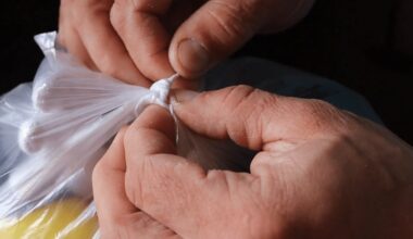 susukti maišelio rankenėlės greitai atsiriša