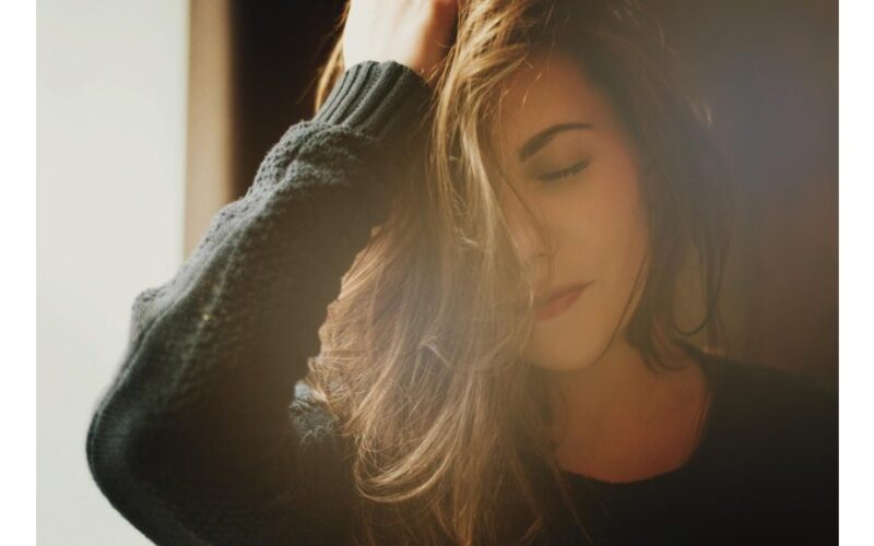 kodėl galvos oda dažnai niežti