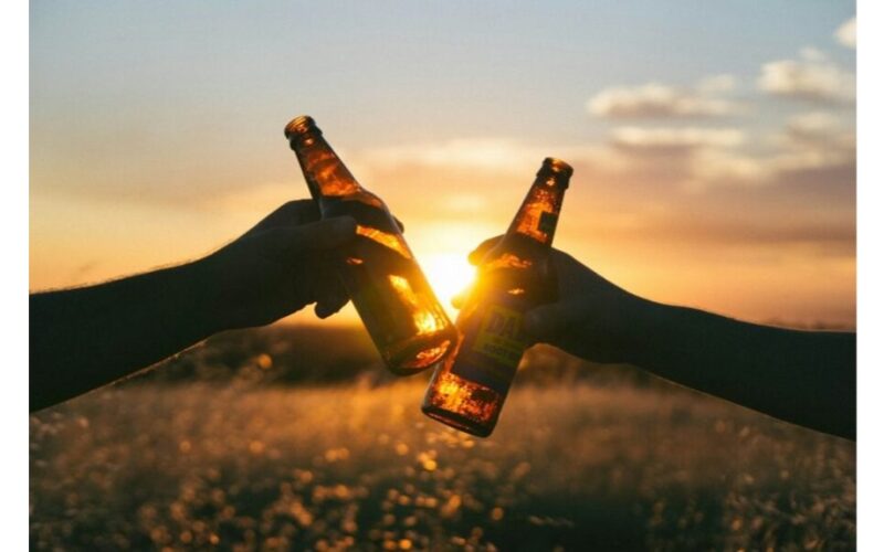 alkoholis kenkia daugiau nei kepenims