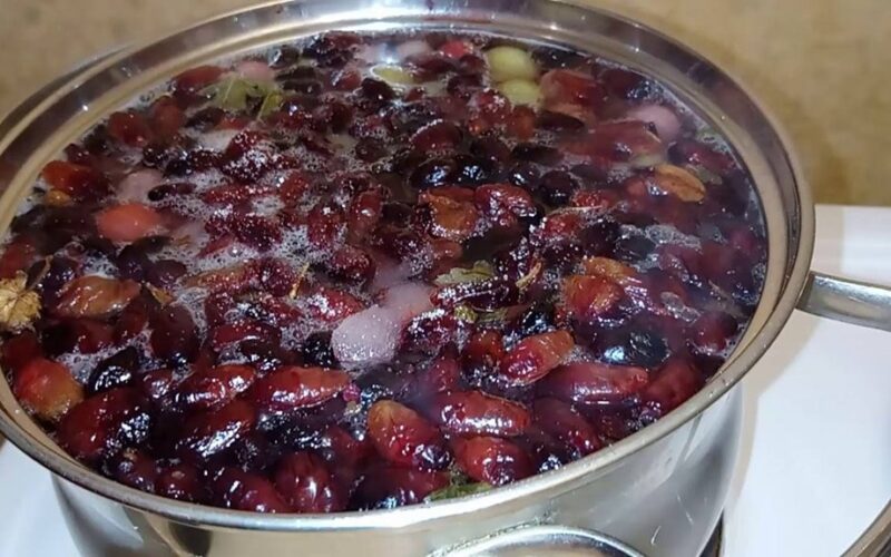užšaldykite vyšnias dvi dienas