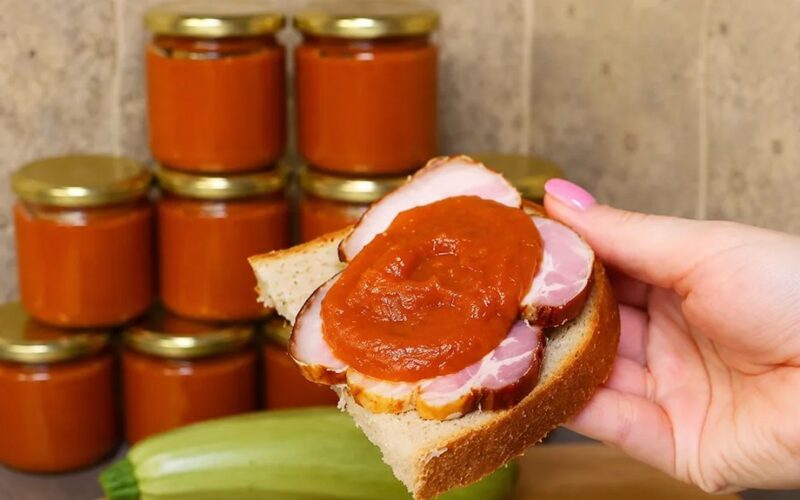 naminis cukinijų kečupo receptas